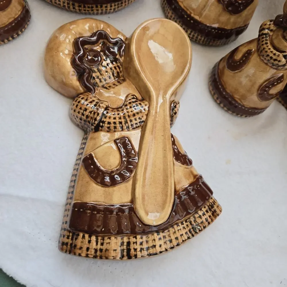 Sittre Ceramics Burlap Doll Utensil Holder, Salt/Pepper, Napkin Holder Spoonrest